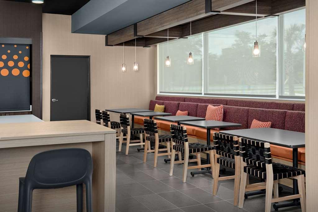 Tru By Hilton Jacksonville Airport I-95 Restoran foto